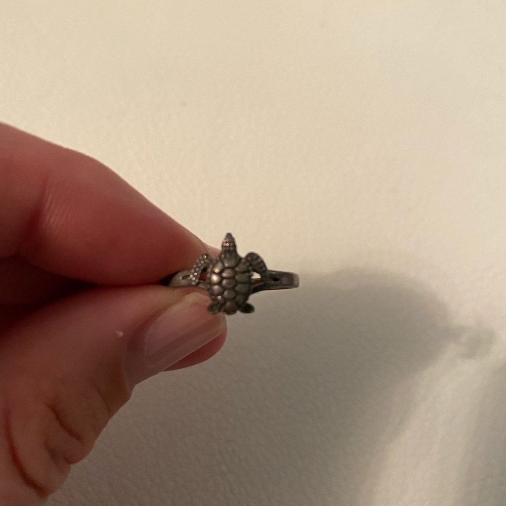 Turtle ring Apx size 7.5